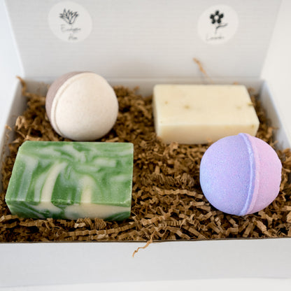 Mixed Suds Box (2 Soap Bars & 2 Bath Bombs)